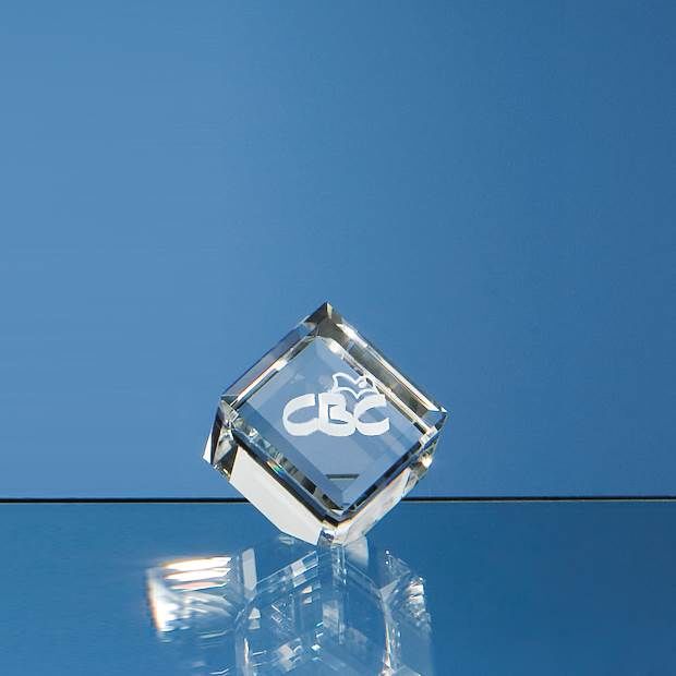DY1 - 4cm Optical Crystal Bevel Edged Cube
