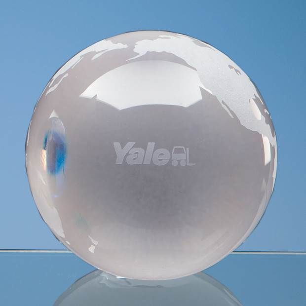 DY4 - 7cm Optical Crystal Globe Paperweight