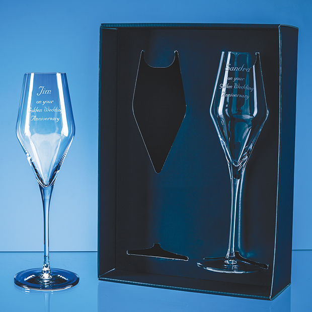STL32 - 2 HiLite Champagne Flutes with LED Illumination in the Base in a Gift Box