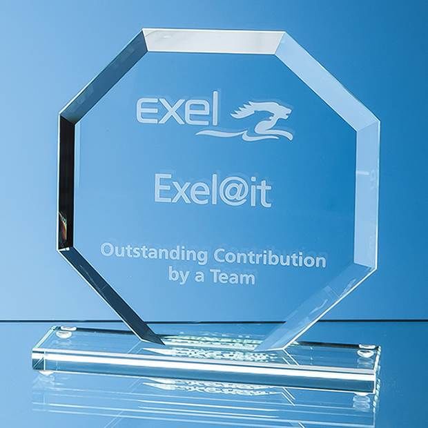 TL27 - 15cm x 15cm x 12mm Jade Glass Bevelled Edge Octagon Award